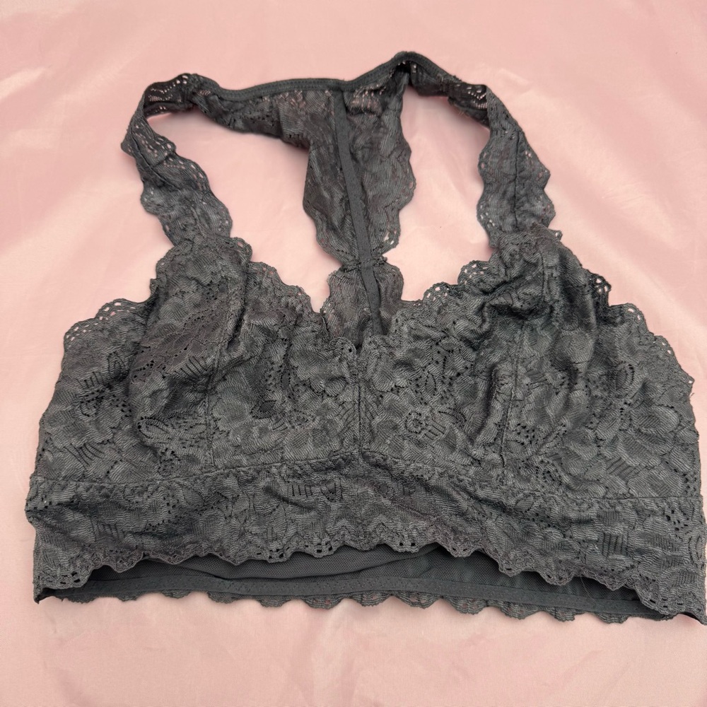 Gray Lace Racerback Bralette Floral Wireless Sz S Felina 🌸✨